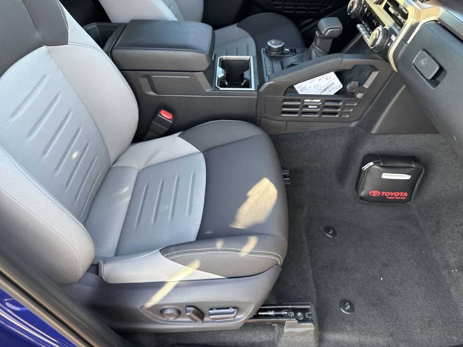 Toyota Tacoma TRD Sport Hybrid 2025