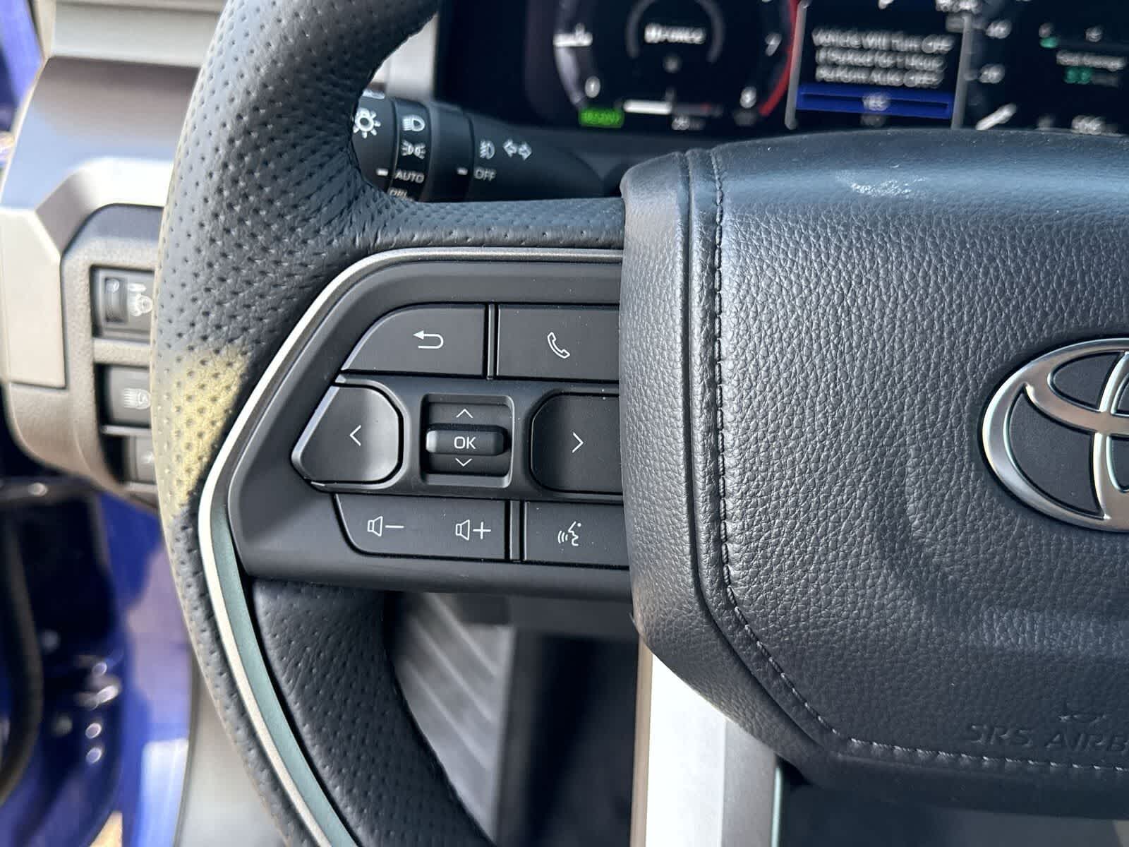 Toyota Tacoma TRD Sport Hybrid 2025