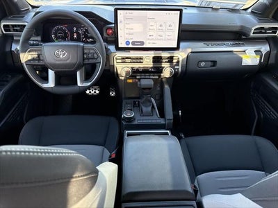 Toyota Tacoma TRD Sport Hybrid 2025