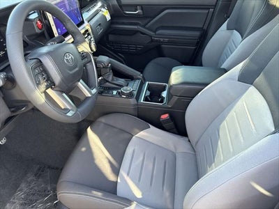 Toyota Tacoma TRD Sport Hybrid 2025