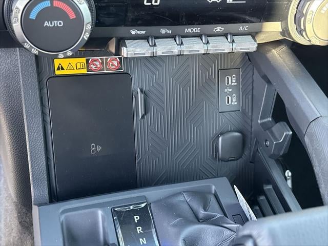 Toyota Tacoma TRD Sport Hybrid 2025