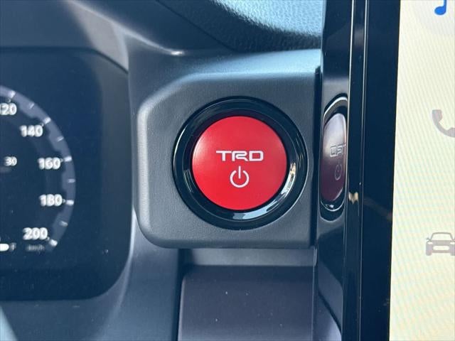 Toyota Tacoma TRD Sport Hybrid 2025