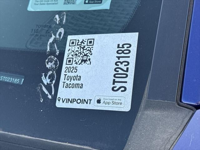 Toyota Tacoma TRD Sport Hybrid 2025