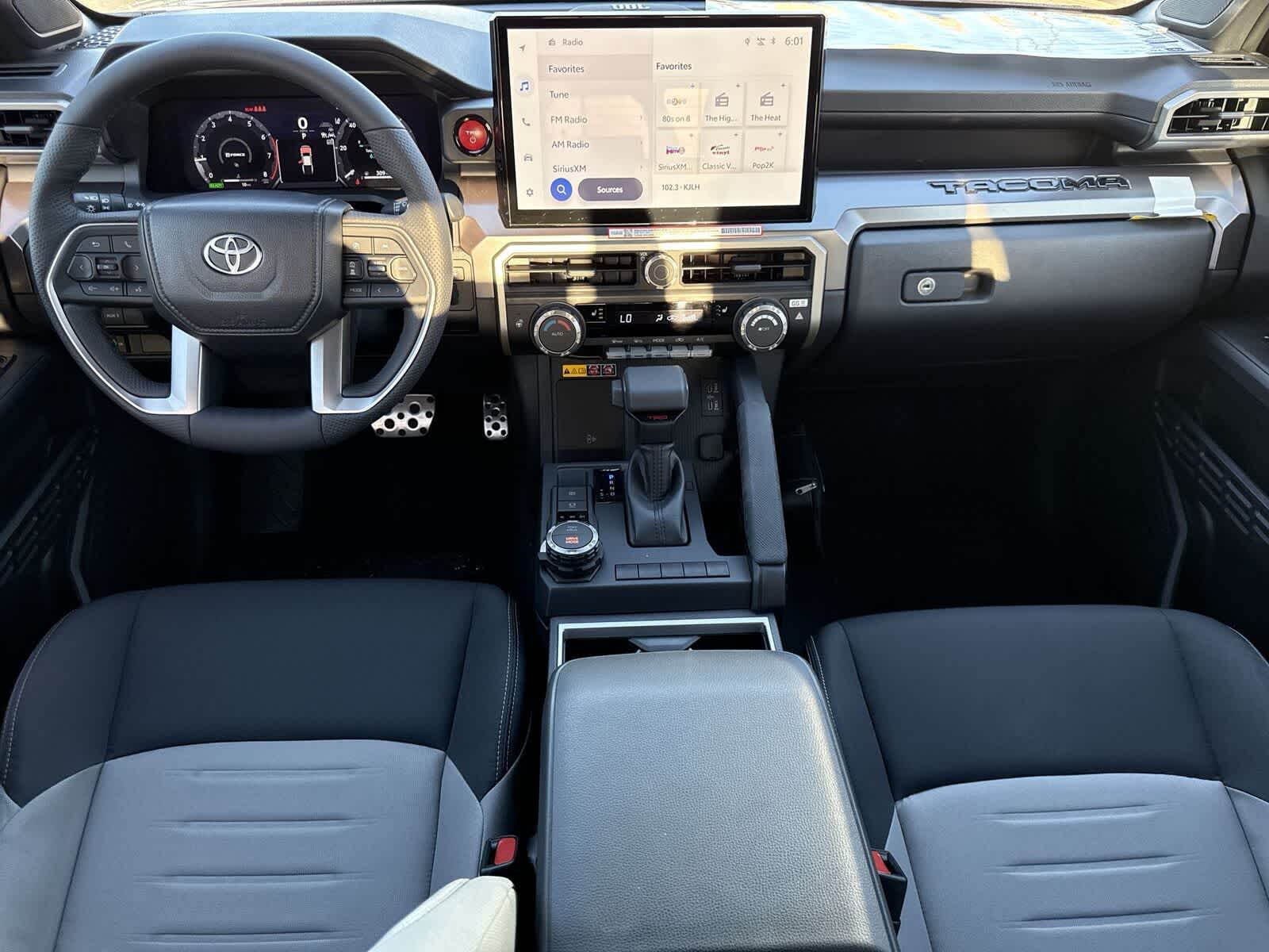 Toyota Tacoma TRD Sport Hybrid 2025