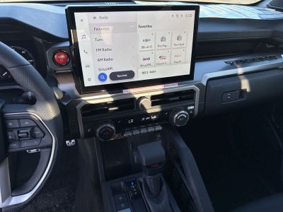 Toyota Tacoma TRD Sport Hybrid 2025