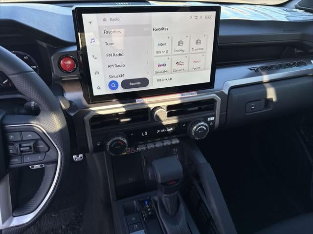 Toyota Tacoma TRD Sport Hybrid 2025