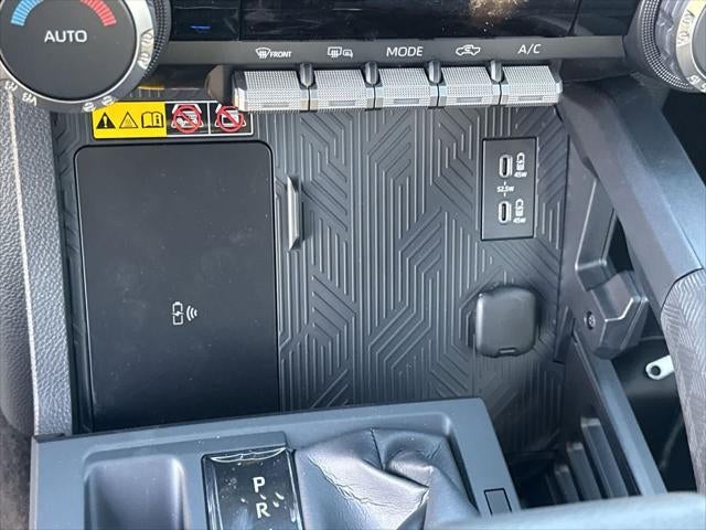 Toyota Tacoma TRD Sport Hybrid 2025