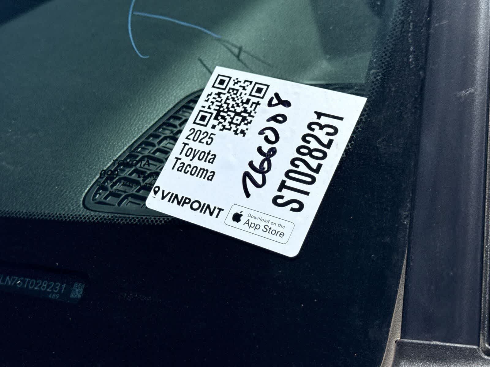 Toyota Tacoma TRD Off Road Hybrid 2025