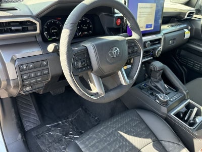Toyota Tacoma TRD Off Road Hybrid 2025
