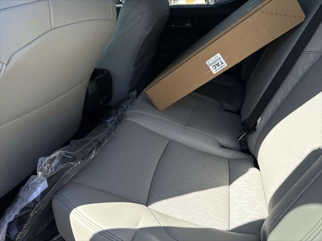 Toyota Tacoma Limited Hybrid 2025