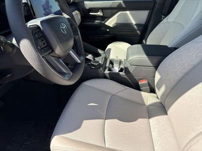 Toyota Tacoma Limited Hybrid 2025