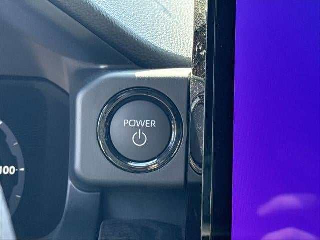 Toyota Tacoma Limited Hybrid 2025