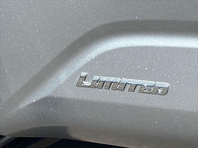 Toyota Tacoma Limited Hybrid 2025