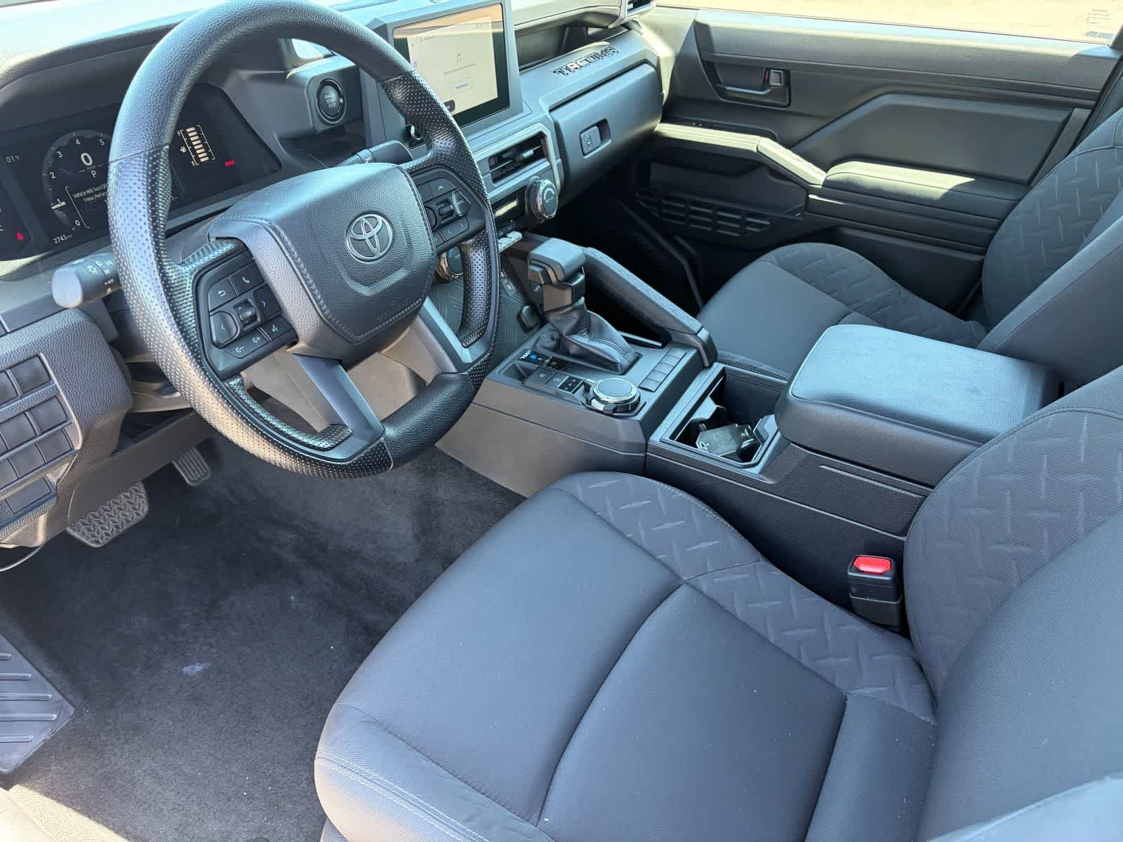 Toyota Tacoma SR 2025