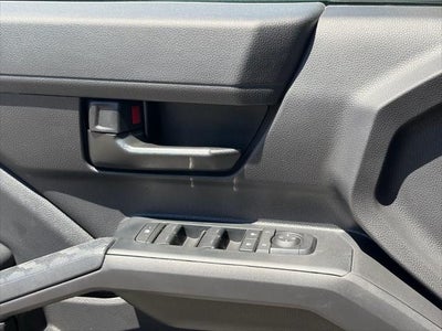 Toyota Tacoma SR 2025