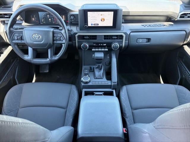 Toyota Tacoma SR 2025