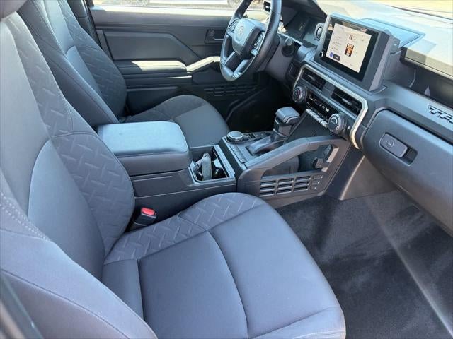 Toyota Tacoma SR 2025