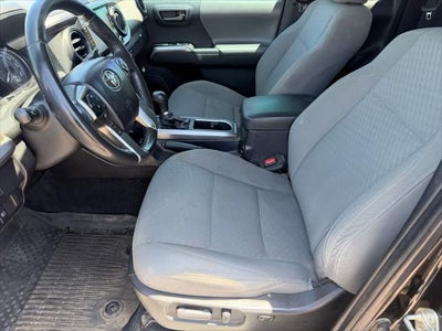 Toyota Tacoma SR5 2021