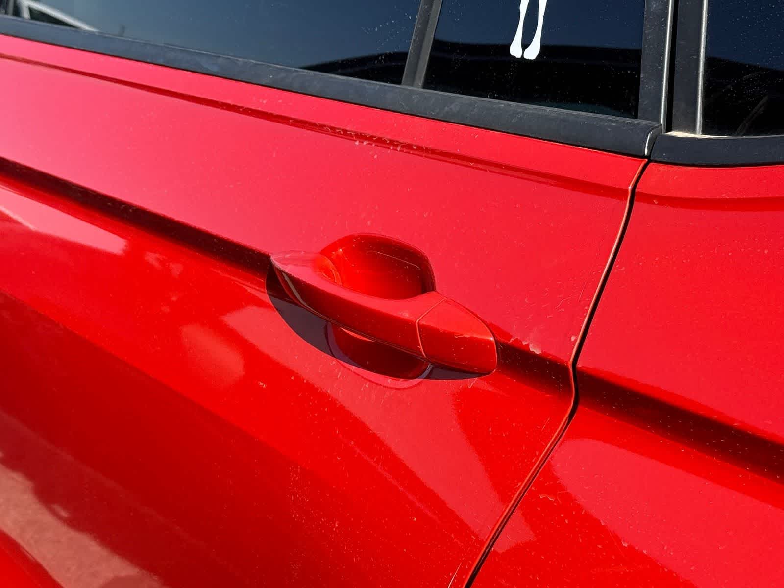 Volkswagen Tiguan S 2018