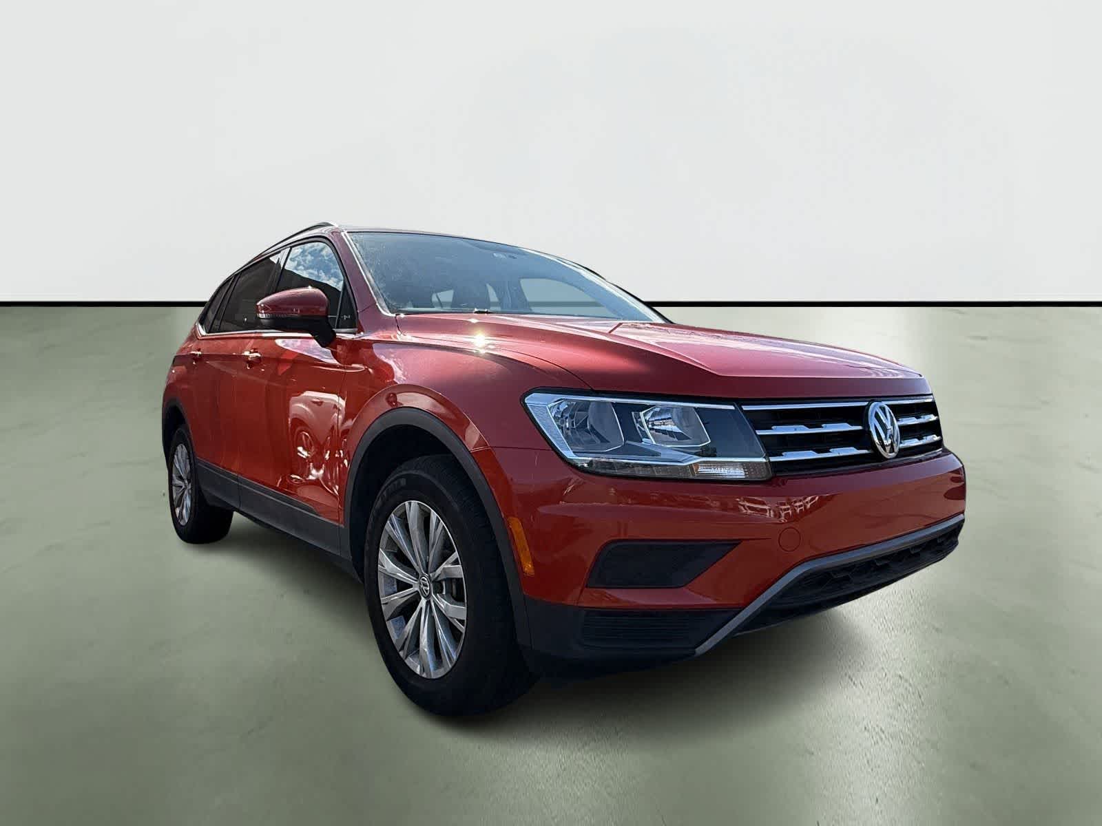Volkswagen Tiguan S 2018