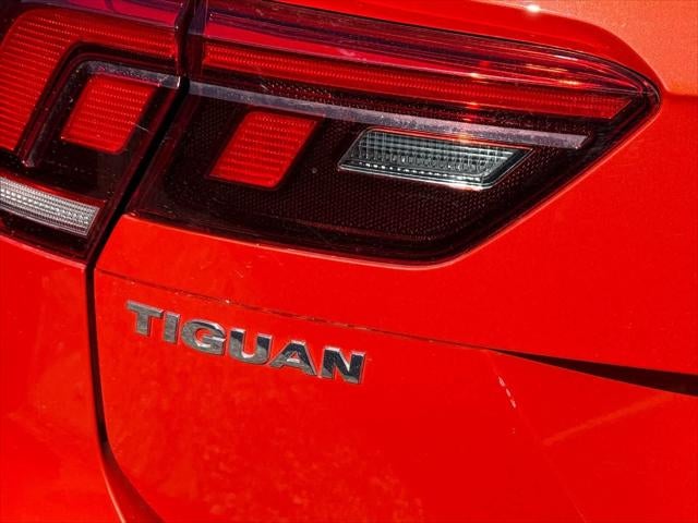 Volkswagen Tiguan S 2018