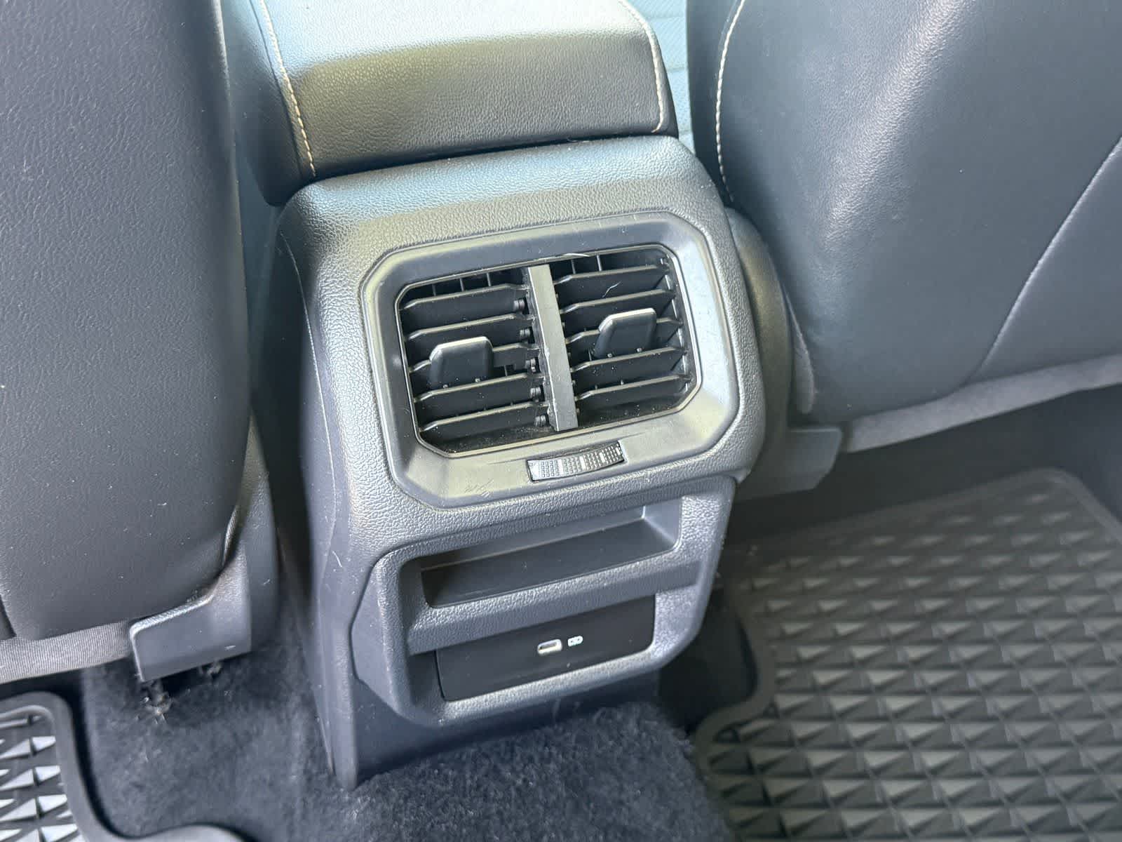 Volkswagen Taos SEL 2022