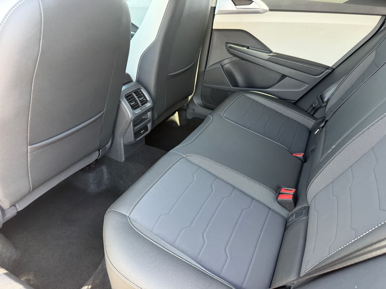 Volkswagen Taos SE 2025