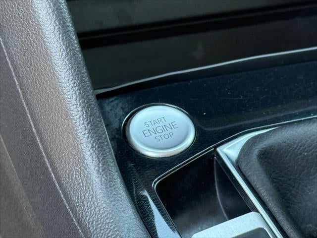 Volkswagen Taos SE 2025