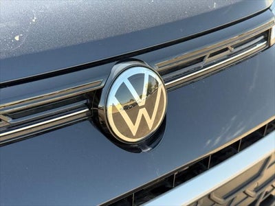 Volkswagen Taos SE 2025