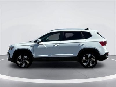 Volkswagen Taos SE 2024
