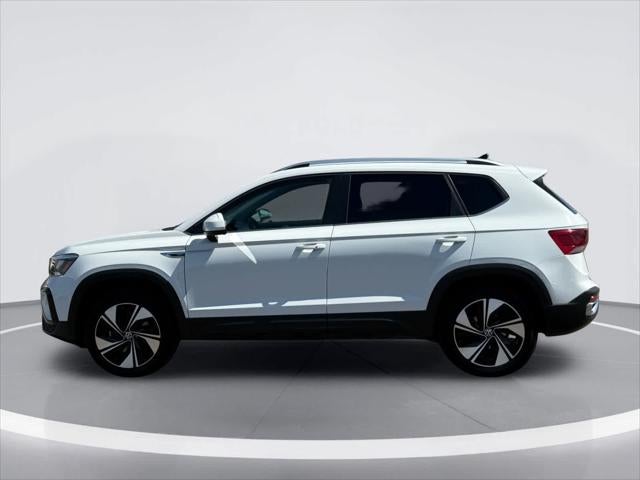 Volkswagen Taos SE 2024