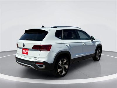 Volkswagen Taos SE 2024