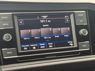 Volkswagen Jetta S 2024