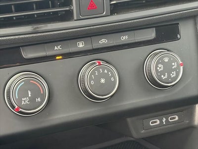 Volkswagen Jetta S 2024