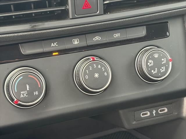 Volkswagen Jetta S 2024