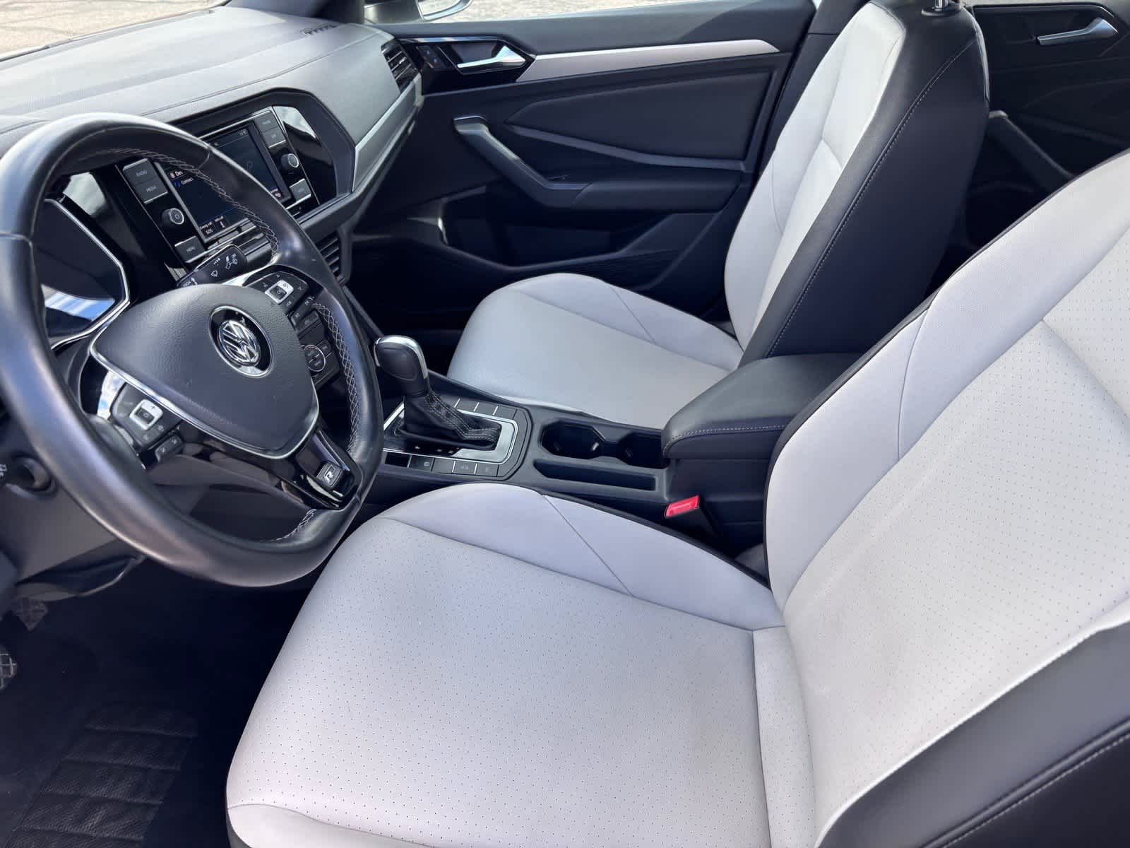 Volkswagen Jetta R-Line 2021