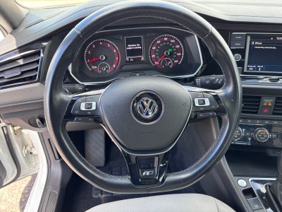 Volkswagen Jetta R-Line 2021
