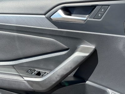 Volkswagen Jetta SE 2024