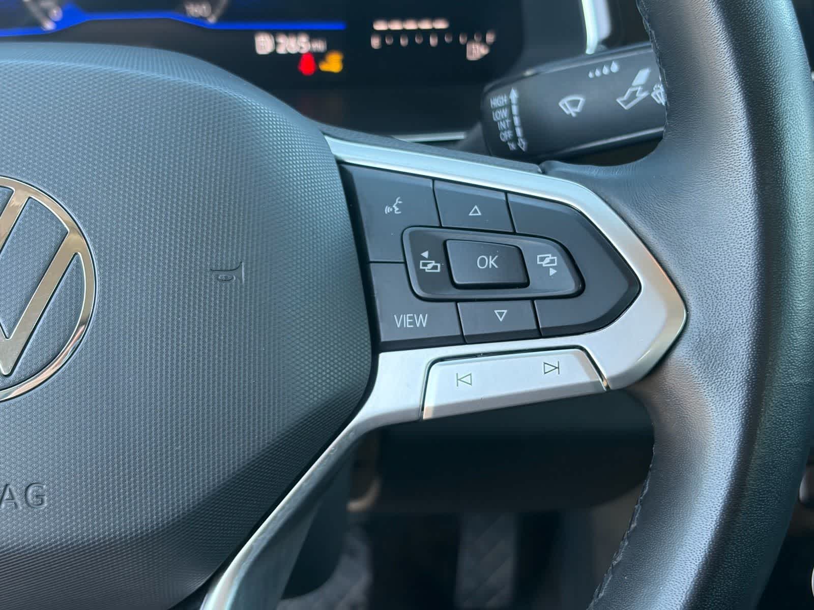Volkswagen Jetta SE 2024