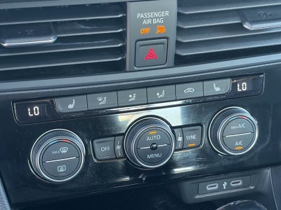 Volkswagen Jetta SE 2024