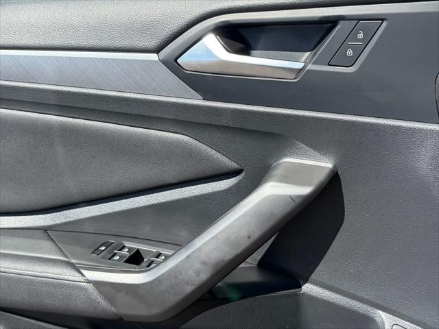 Volkswagen Jetta SE 2024