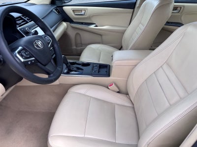 2016 Toyota Camry Hybrid XLE