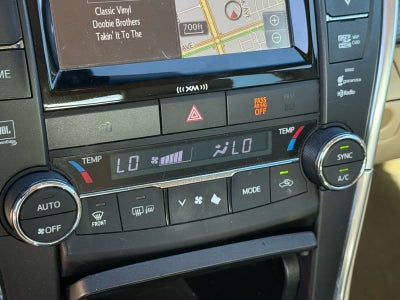 2016 Toyota Camry Hybrid XLE