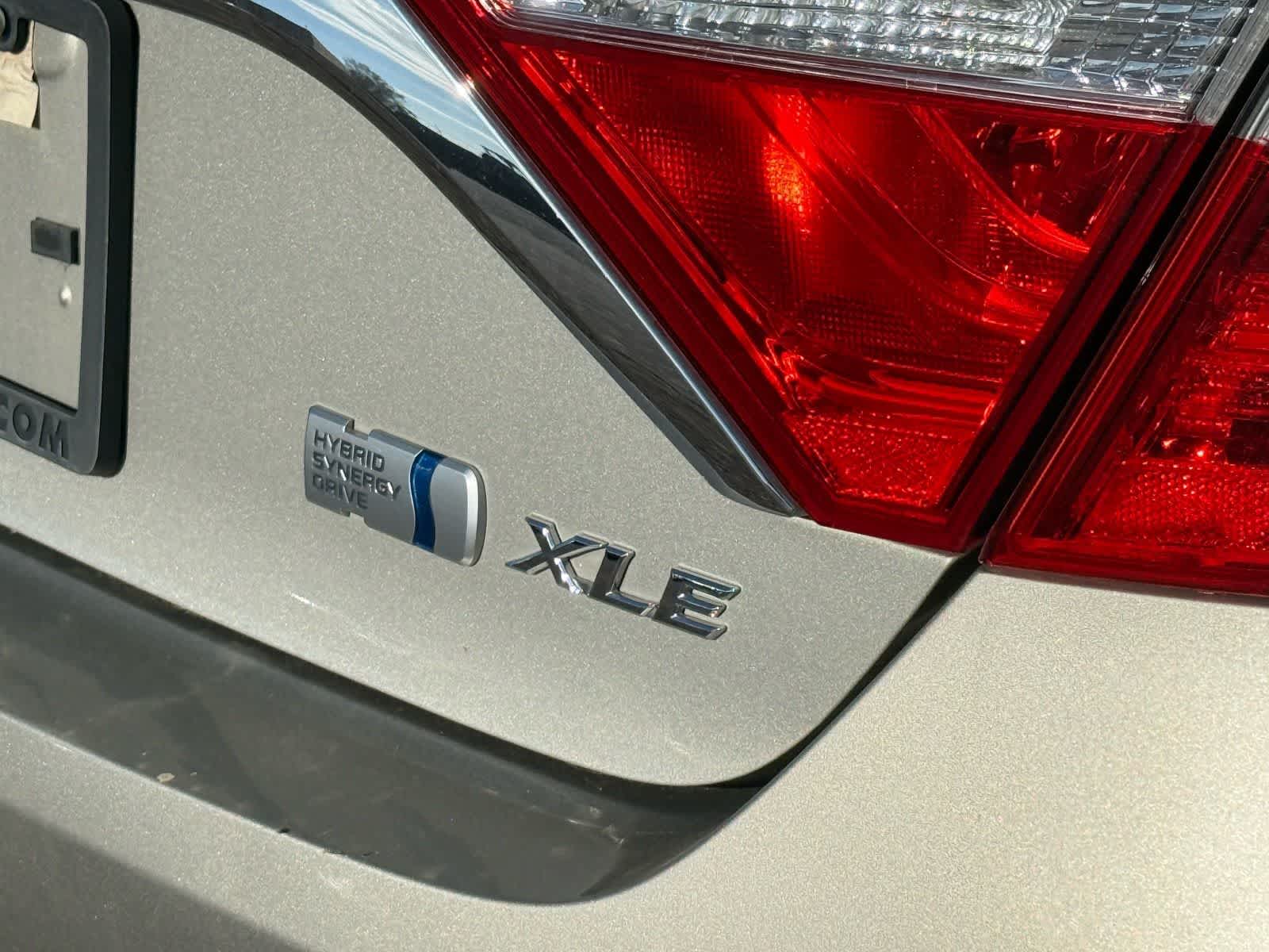 2016 Toyota Camry Hybrid XLE