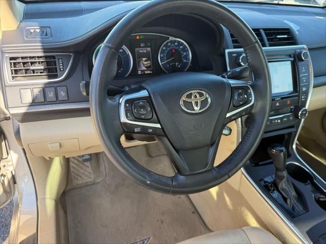 2016 Toyota Camry Hybrid XLE
