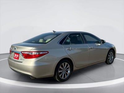 2016 Toyota Camry Hybrid XLE