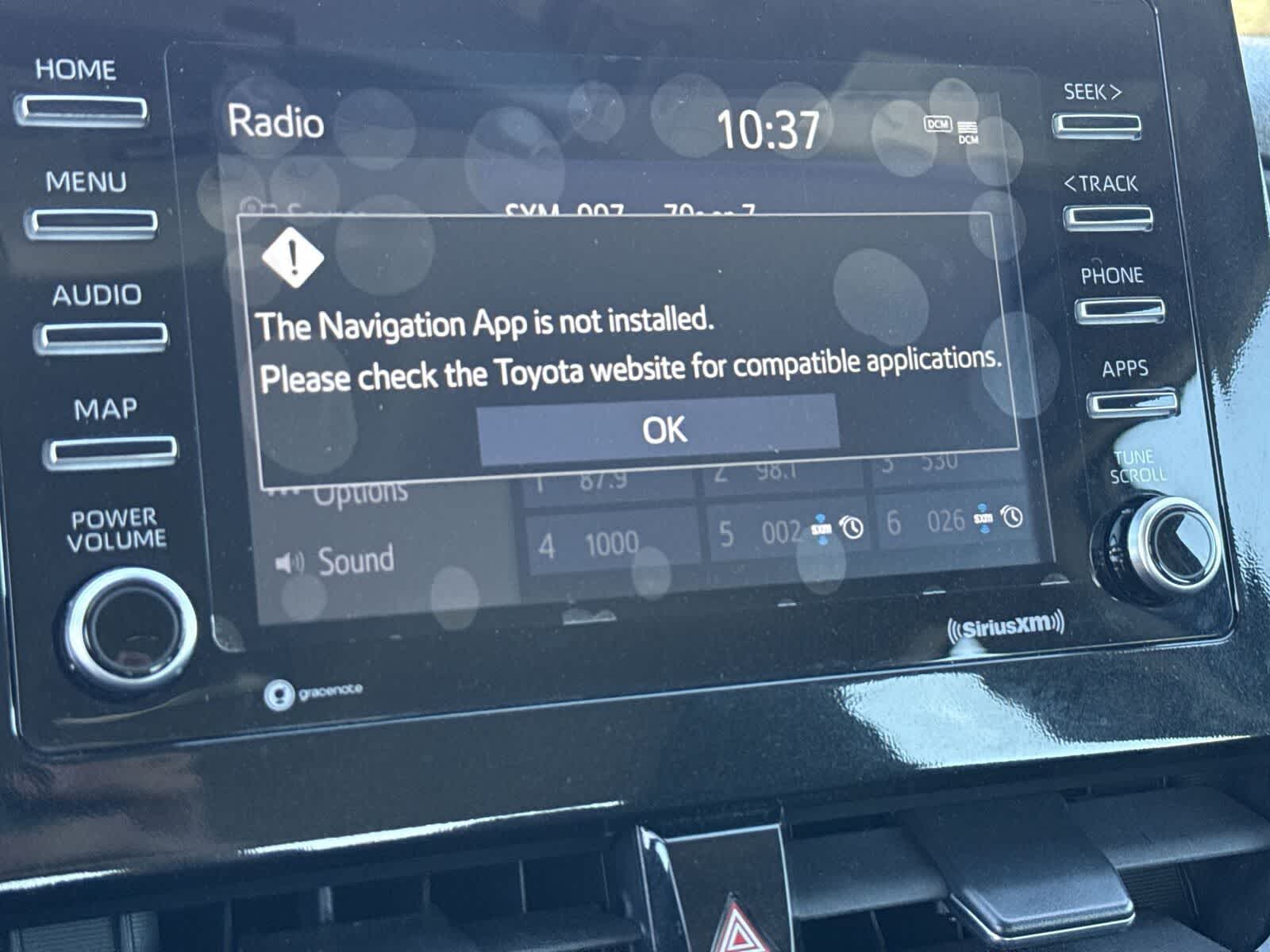 Toyota Camry Hybrid LE 2024