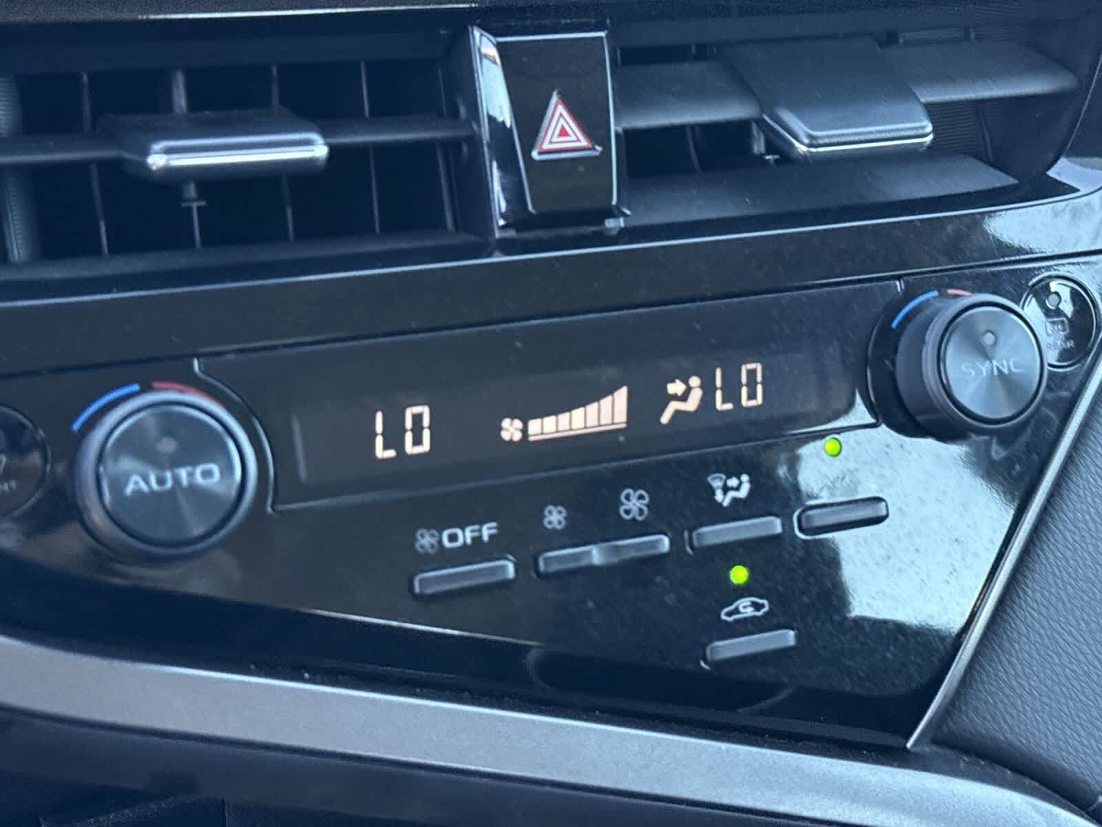 Toyota Camry Hybrid LE 2024