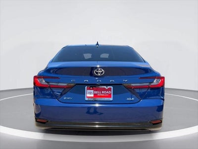 Toyota Camry XLE 2025