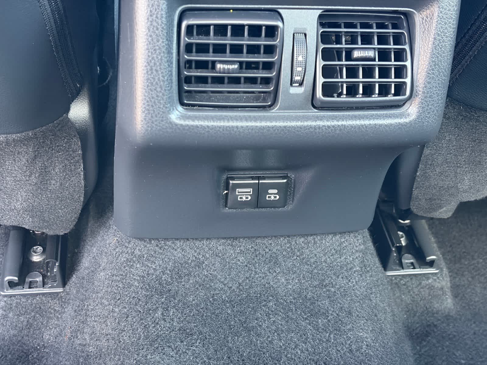 Toyota Camry XLE 2025